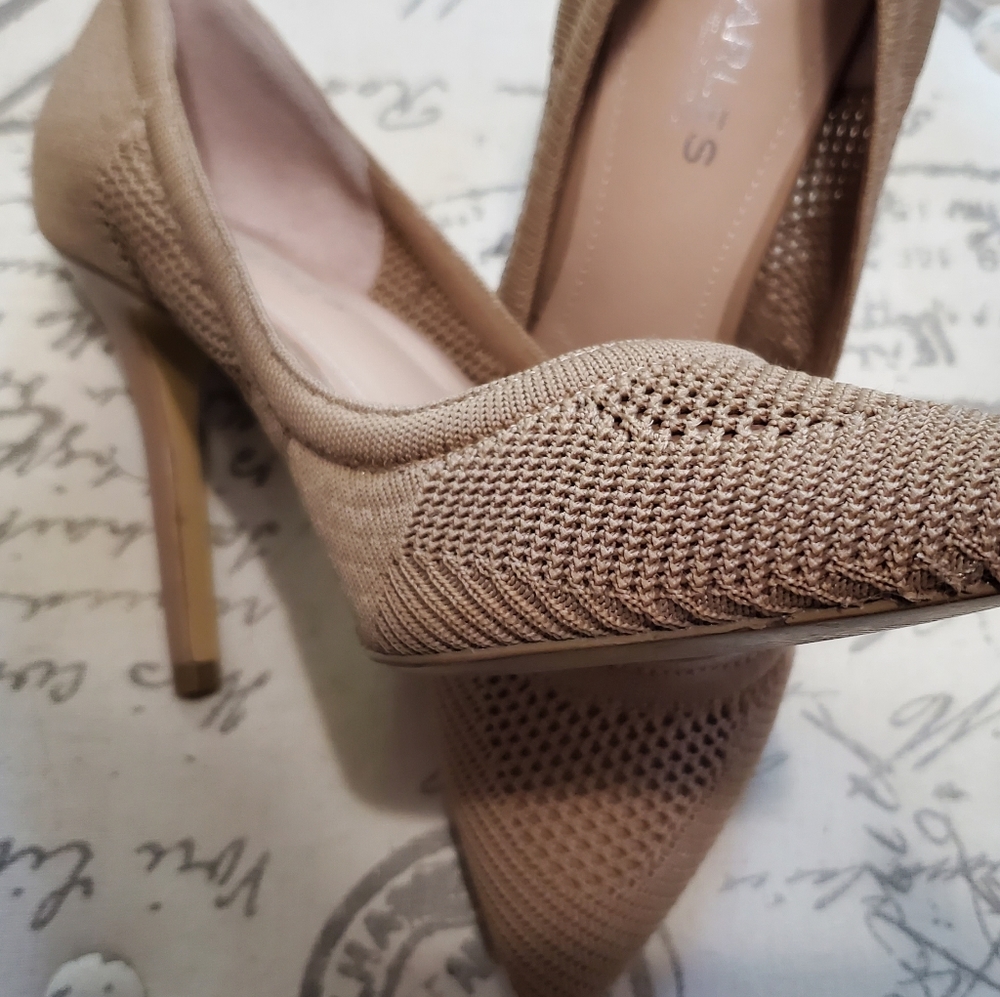 *Worn Once* Charles, Mesh Heels